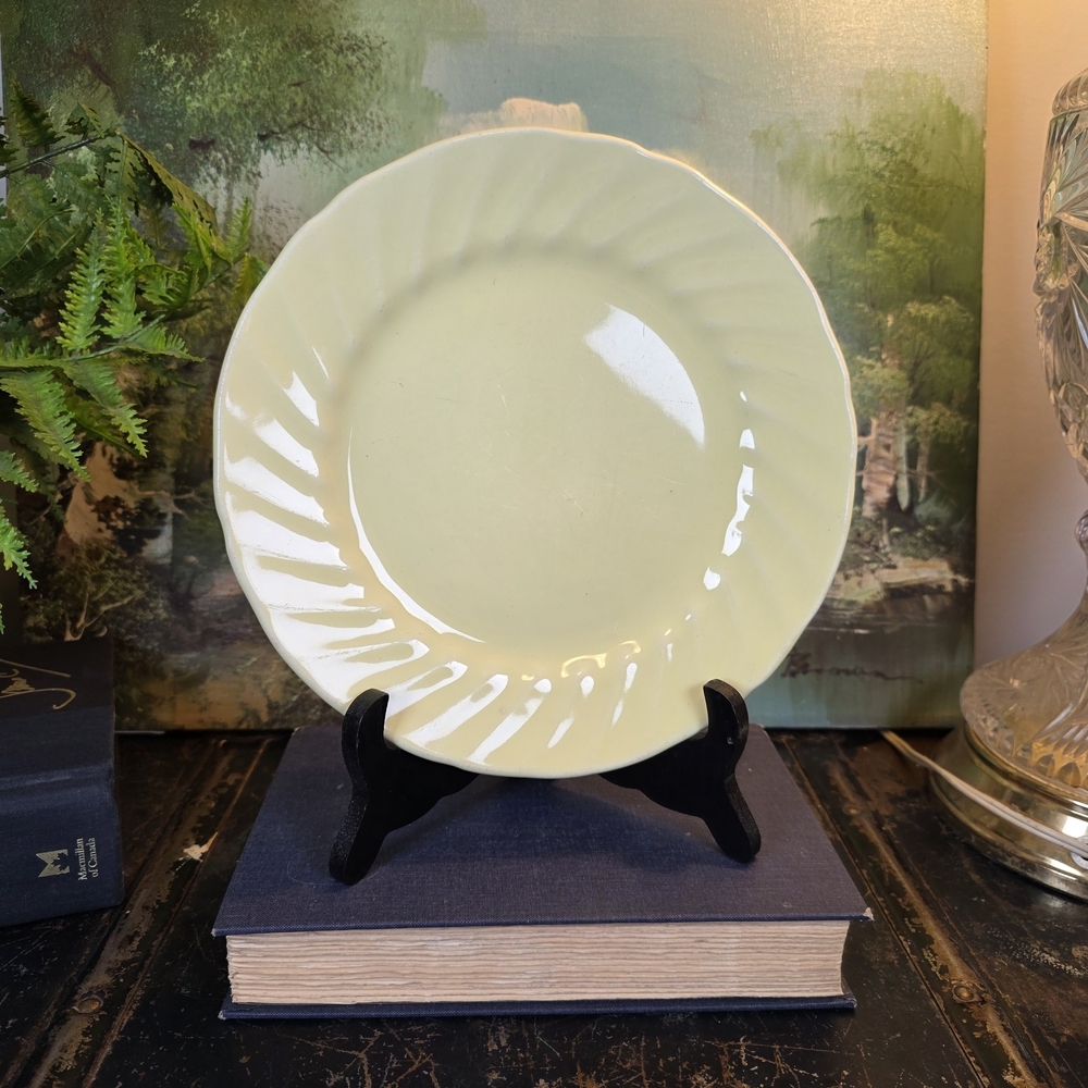 Vintage Pale Yellow Swirl Rim Luncheon Plate 9 Inch Pastel Retro Cottage Decor